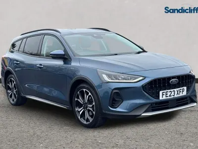Used Ford Focus Active X 125 HP (91 kW) 2023 Blue Estate
