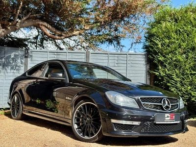 Mercedes C63 AMG