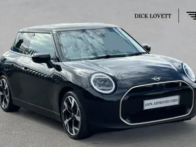 Used Mini Cooper SE Hatch 158 kW (215 HP) 2024 Black Hatchback