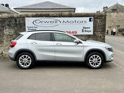 Used Mercedes GLA200 Executive 156 HP (114 kW) 2018 Silver SUV