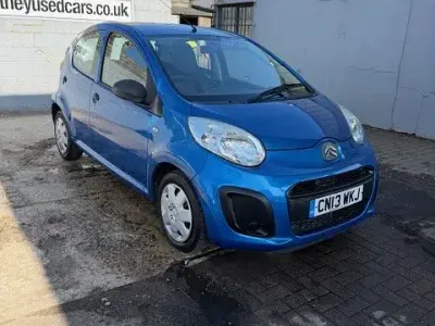 Używany Citroën C1 68 KM (50 kW) 2013 Niebieski Hatchback