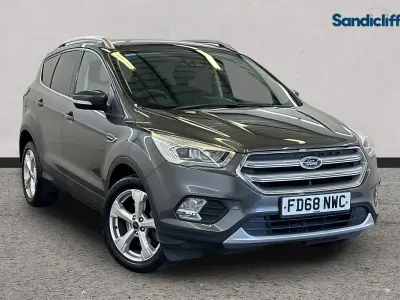 Gebraucht Ford Kuga Titanium 150 PS (110 kW) 2018 Grau SUV