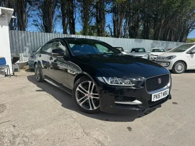Used Jaguar XE R-Sport 250 HP (183 kW) 2017 Black Sedan