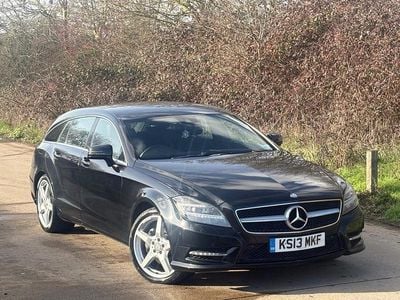 Usado Mercedes CLS350 Shooting Brake AMG 265 HP (194 kW) 2013 Preto Carrinha