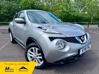 Used Nissan Juke N-Connecta 110 HP (80 kW) 2016 Silver SUV