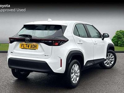 Used Toyota Yaris Cross 113 HP (83 kW) 2024 White SUV