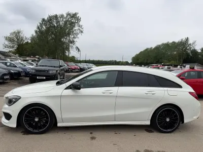 Used Mercedes CLA220 Shooting Brake AMG 177 HP (130 kW) 2016 White Estate