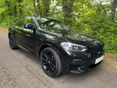 Usado BMW X4 M Sport 322 HP (236 kW) 2020 Preto SUV