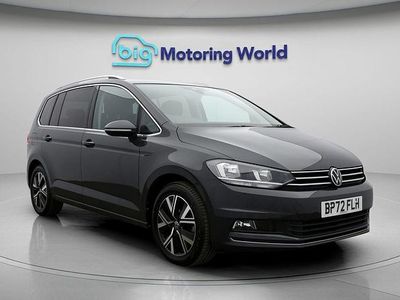 Used VW Touran SEL 148 HP (108 kW) 2022 MPV