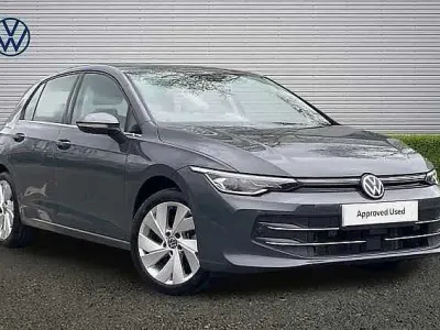 Second-hand VW Golf VIII Style 150 CP (110 kW) 2025 Gri Hatchback