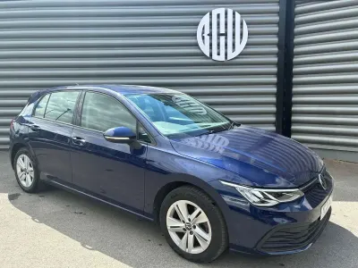 Used VW Golf VII Life 150 HP (110 kW) 2020 Blue Hatchback