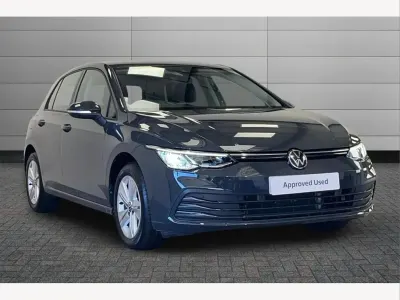 Used VW Golf VIII Life 110 HP (80 kW) 2024 Grey Hatchback