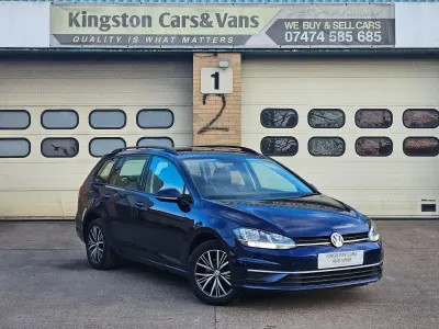 Used VW Golf VII SE 125 HP (91 kW) 2017 Blue Estate