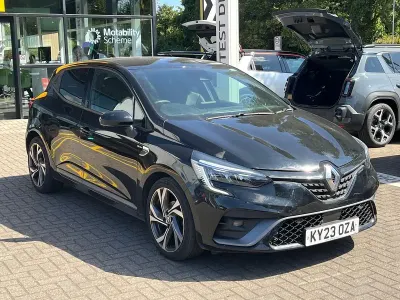 Used Renault Clio RS Line 90 HP (66 kW) 2023 Diamond black  Hatchback
