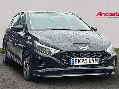 Used Hyundai i20 Advanced 99 HP (72 kW) 2025 Black Hatchback