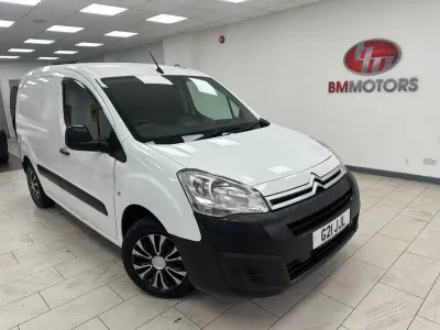 Used Citroën Berlingo 75 HP (55 kW) 2018 White MPV
