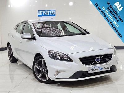 Used Volvo V40 R-Design 115 HP (84 kW) 2014 White Hatchback