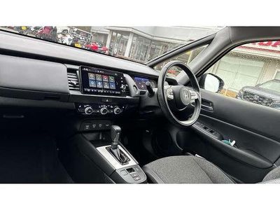 Used Honda Jazz Hybrid 109 HP (80 kW) 2023 White Hatchback