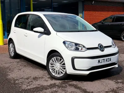 Used VW up! 65 HP (47 kW) 2021 White Hatchback