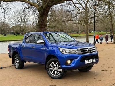 used Toyota HiLux 2.4 INVINCIBLE 4WD D 4D DCB 148 BHP