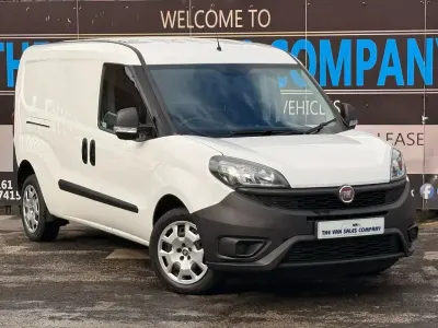 Used Fiat Doblò S 2021 White MPV