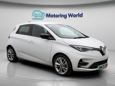 White Used 2022 Renault Zoe Iconic Hatchback | £11,300 (Fair price)