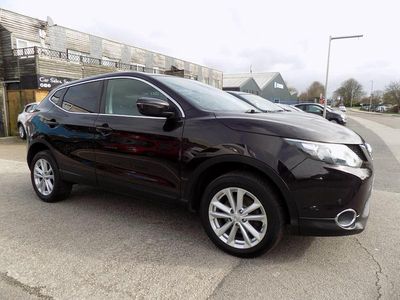 Used Nissan Qashqai Acenta+ 110 HP (80 kW) 2015 Black SUV