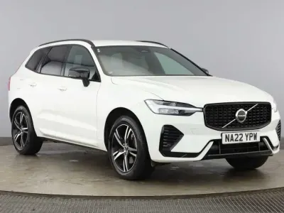 Used Volvo XC60 R-Design 247 HP (181 kW) 2022 SUV