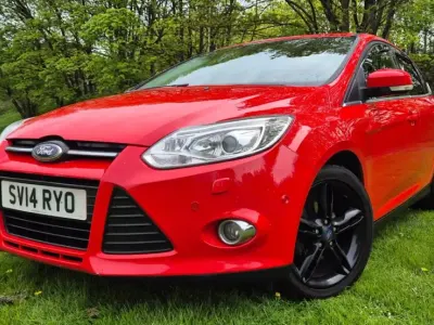 Używany Ford Focus Titanium X 2014 Czerwony Hatchback