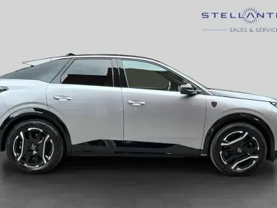 Used Peugeot e-3008