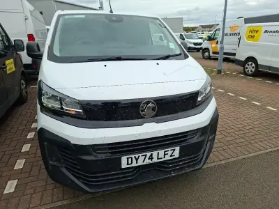 Used Vauxhall Vivaro 2024 White MPV