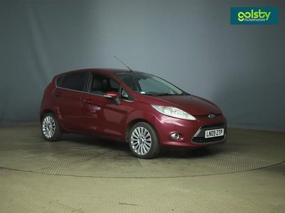 Red Used 2009 Ford Fiesta Titanium Hatchback | £2,255 (Fair price)