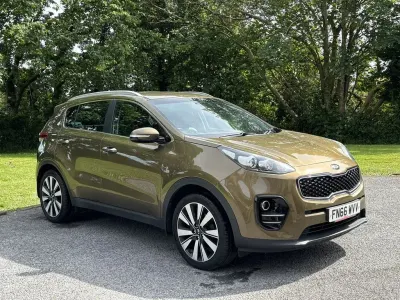 Used Kia Sportage 114 HP (83 kW) 2016 Green SUV