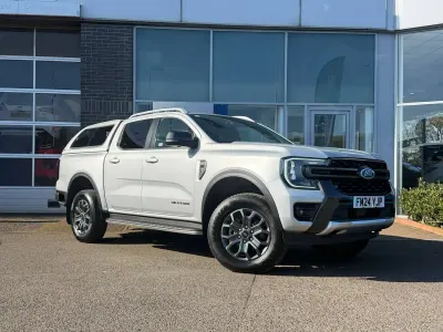 Używany Ford Ranger Wildtrack 2024 Srebrny Pickup