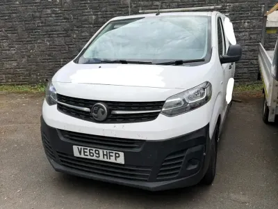 Used Vauxhall Vivaro Edition 100 HP (73 kW) 2019 White MPV