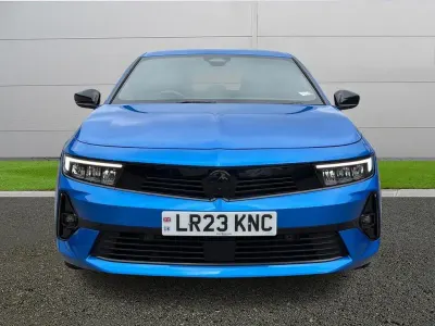 Used Vauxhall Astra 130 HP (95 kW) 2023 Blue Hatchback