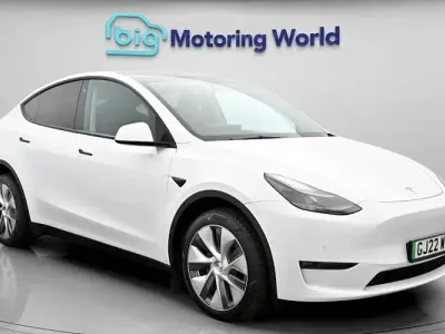 Usado Tesla Model Y Long Range AWD 286 kW (389 HP) 2025 SUV