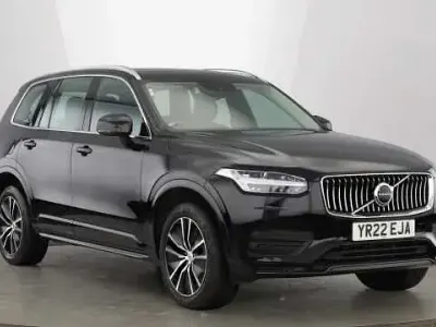 Used Volvo XC90 Momentum 235 HP (172 kW) 2022 SUV