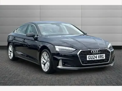 Używany Audi A5 Sport 150 KM (110 kW) 2024 Czarny Hatchback