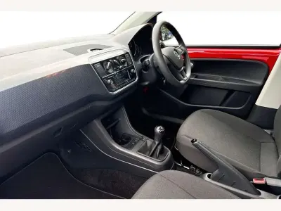 Used VW up! Move 60 HP (44 kW) 2019 Tornado red Hatchback