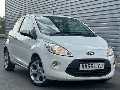 Used Ford Ka Titanium 2015 White Hatchback