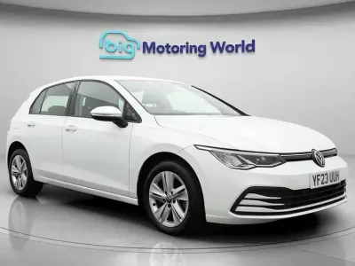 Used VW Golf VIII S 131 HP (96 kW) 2023 White Hatchback