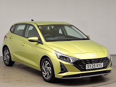 Used Hyundai i20 Advanced 100 HP (73 kW) 2025 Green Hatchback