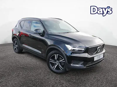 Used Volvo XC40 R-Design 197 HP (144 kW) 2022 Black SUV
