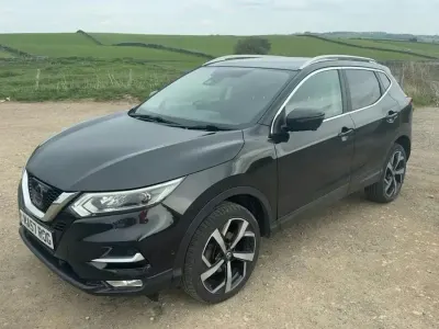 Used Nissan Qashqai Tekna 130 HP (95 kW) 2017 Black SUV