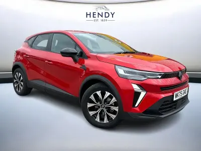 Second-hand Renault Captur Evolution 158 CP (116 kW) 2025 Roșu SUV
