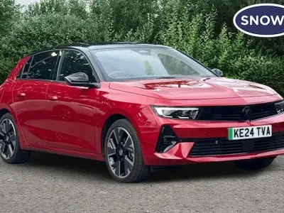 Usado Vauxhall Astra Ultimate 114 kW (156 CV) 2026 Utilitario