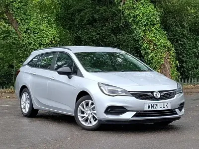 Second-hand Vauxhall Astra 2021 Argintiu Break