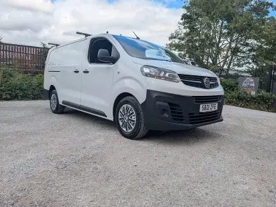 Used Vauxhall Vivaro Edition 100 HP (73 kW) 2021 White MPV