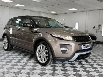 Usado Land Rover Range Rover evoque Dynamic 190 HP (139 kW) 2015 Castanho SUV